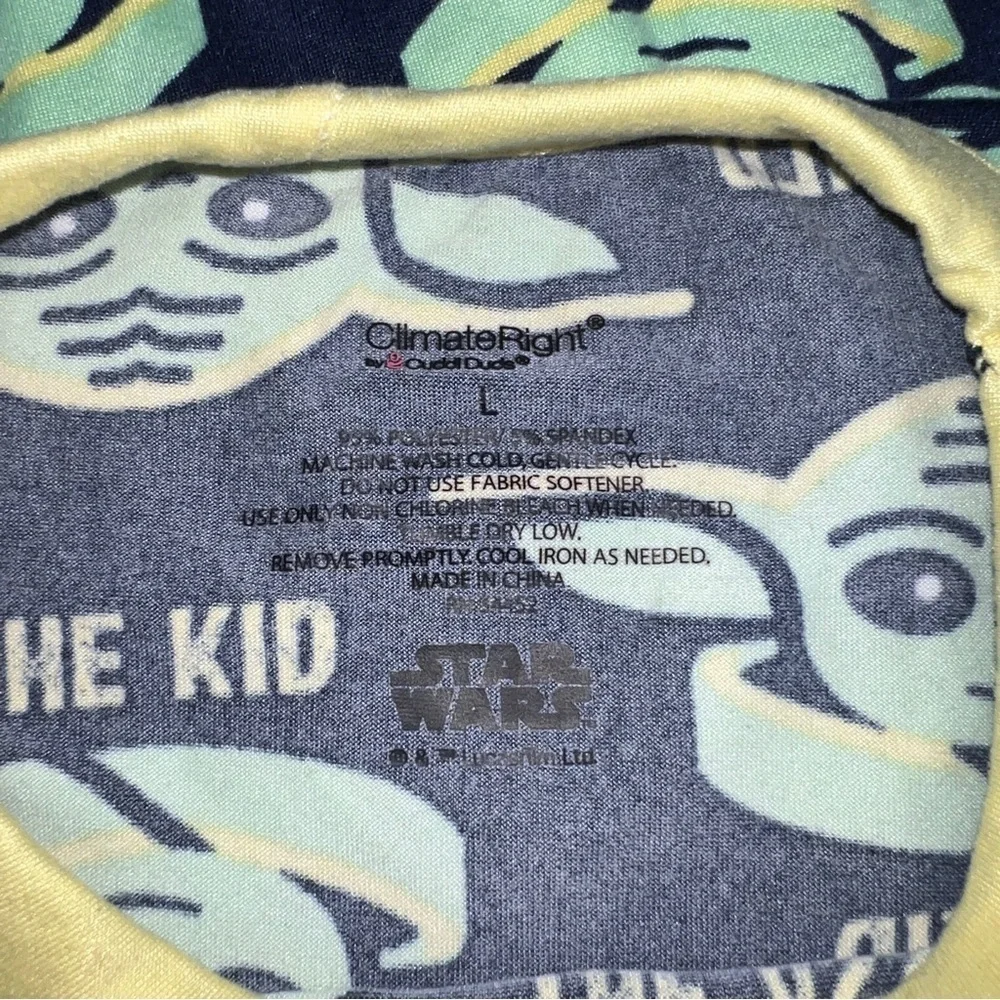 STAR Wars Yoda Pajama Shirt L